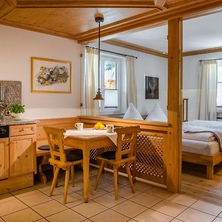 Auszeit I Apartment การ์มิช-พาร์เทนเคียร์เชน ภายนอก รูปภาพ